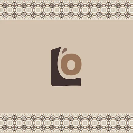 Lo'tel Hotel *